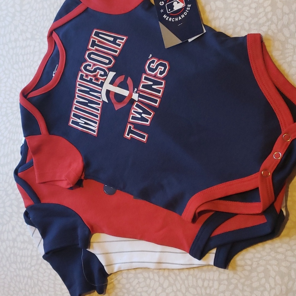 Minnesota Twins One Piece Bodysuits, Set of Three Size 12M - NEW Ltd Time SALE!